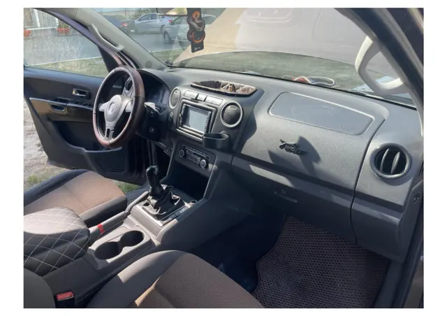 Грузовой бортовой автомобиль марки: VOLKSWAGEN, модели: 2H AMAROK, год выпуска: 2011, идентификационный номер (VIN): WV1ZZZ2HZCA011711