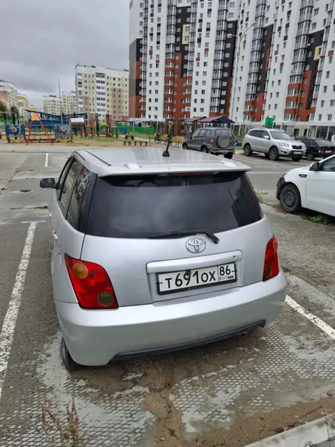 Автомобиль марки TOYOTA модель IST 2002 г.в. номер кузова NCP61-0031907