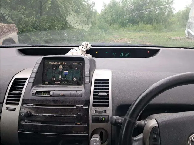 Автомобиль марки TOYOTA, модель Prius, 2008 года выпуска, номер кузова NHW20-7881620
