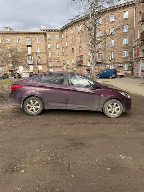 Легковой автомобиль марки: HYUNDAI, модели: Solaris, год выпуска: 2012, идентификационный номер (VIN): Z94CU41CBCR172155