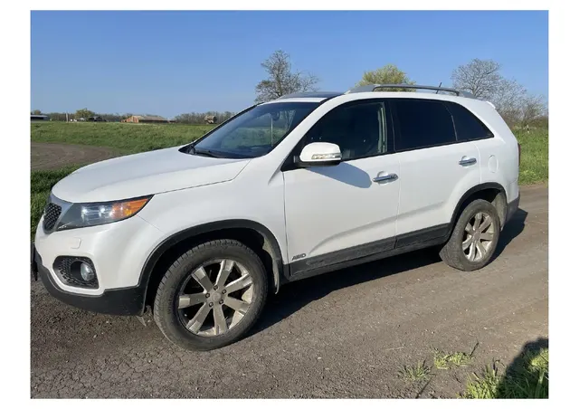 Легковой автомобиль марки: KIA XM, модели: Sorento, год выпуска: 2012, идентификационный номер (VIN): XWEKU814DC0000806 Имущество находится в залоге ПАО "Совкомбанк"