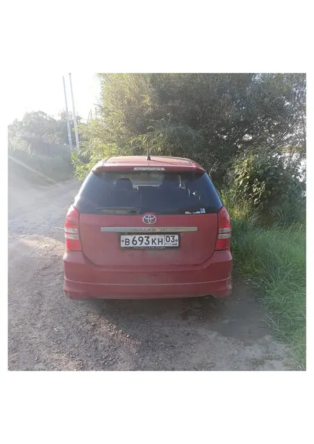 Автомобиль марки TOYOTA WISH 2003 года выпуска, номер кузова ZNE10-0098349