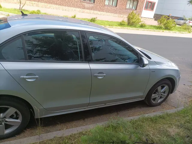 Автомобиль марки Volkswagen Jetta, 2013 года выпуска, VIN:XW8ZZZ16ZDN00972