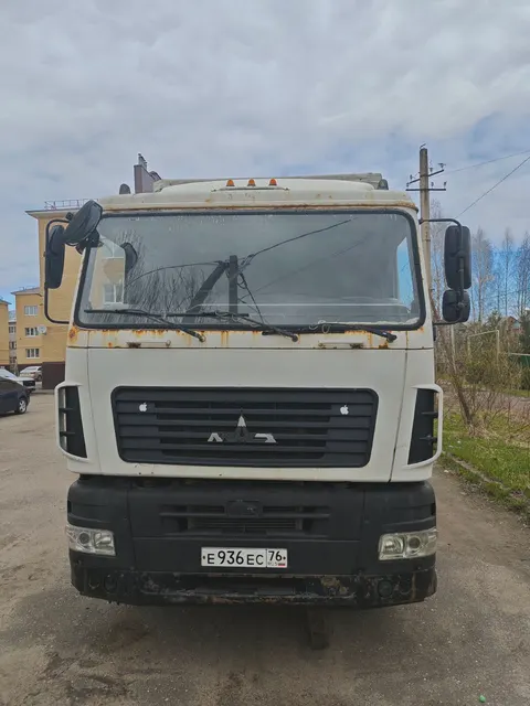 Грузовой-бортовой автомобиль марки: МАЗ, модели: 5340B5-8420-000, год выпуска: 2013 г., № шасси: Y3M5340B5D0000074, идентификационный номер (VIN): Y3M5340B5D0000074
