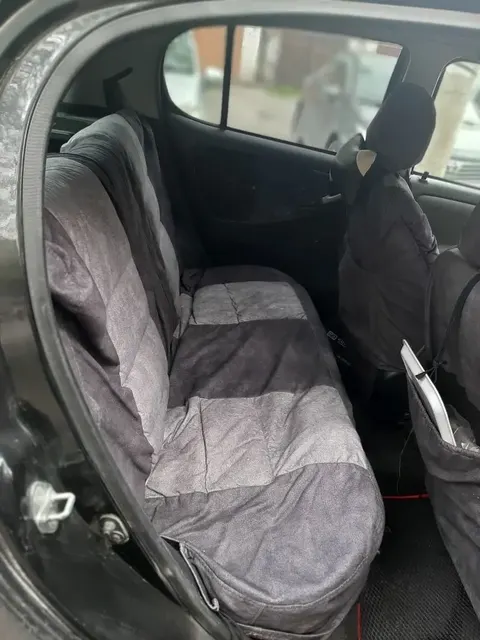 Легковой автомобиль: марки TOYOTA модель VITZ 2003 г.в. номер кузова SCP13-0006823