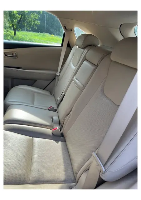 Автомобиль марки Lexus модель RX 270 2012 г.в. VIN-номер JTJZA11A502011952