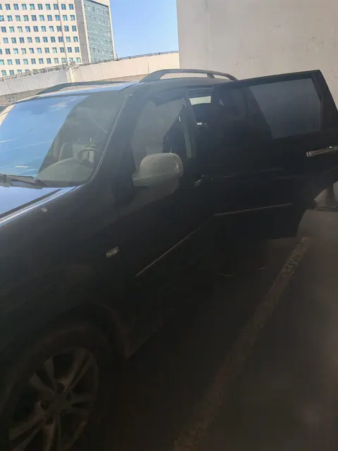 Легковой автомобиль марки: SSANG YONG, модель: Rexton II, год выпуска: 2011 г. кузов №: Z8UG0A1FSB0002117, идентификационный номер (VIN): Z8UG0A1FSB0002117