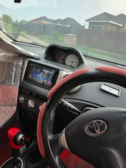 автомобиль марки TOYOTA модель Ist 2003 г.в. номер кузова NCP61-0043196