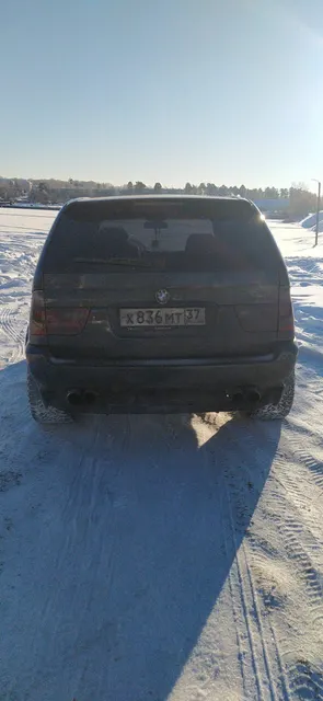 Автомобиль марки BMW модель X5 2005 г.в. VIN-номер WBAFB71080LX37826