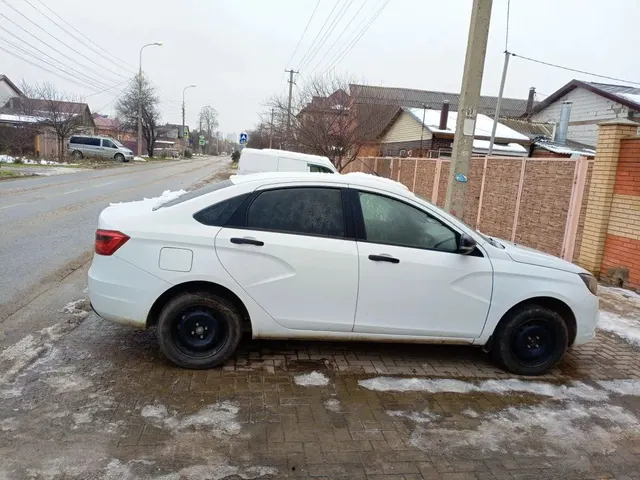 Автомобиль марки LADA модель VESTA 2021 г.в. VIN-номер XTAGFL110NY599441 (залог ПАО Совкомбанк)