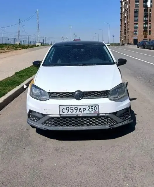 Автомобиль Марка VOLKSWAGEN Модель POLO VIN XW8ZZZ61ZJG038991 Регистрационный номер С959АР250 Тип ТС легковой седан Год выпуска 2018 Цвет белый желтый серый ПТС 40ОТ 669315 СТС 99 82 198748