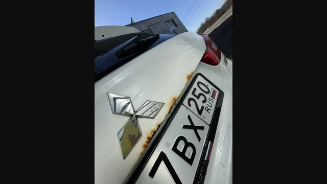 Автомобиль марки MITSUBISHI модель ASX 2013 г.в. VIN-номер JMBXTGA3WDE709345 (Залог в пользу ПАО "Совкомбанк")