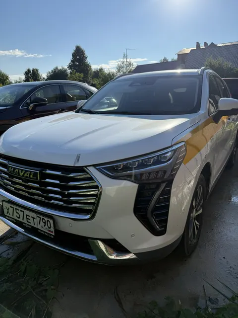 Автомобиль марки HAVAL модель Jolion 2023 г.в. VIN- номер XZGEE04A4PA882855