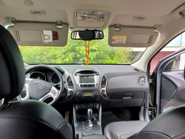 Легковой автомобиль марки: Hyundai, модели: IX35, год выпуска: 2012 г., идентификационный номер (VIN): TMAJU81BBDJ345623