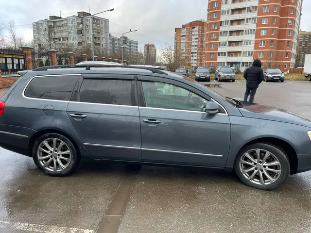 Автомобиль марки VOLKSWAGEN модель Passat 2010 г.в. VIN-номер WVWZZZ3CZAE124205