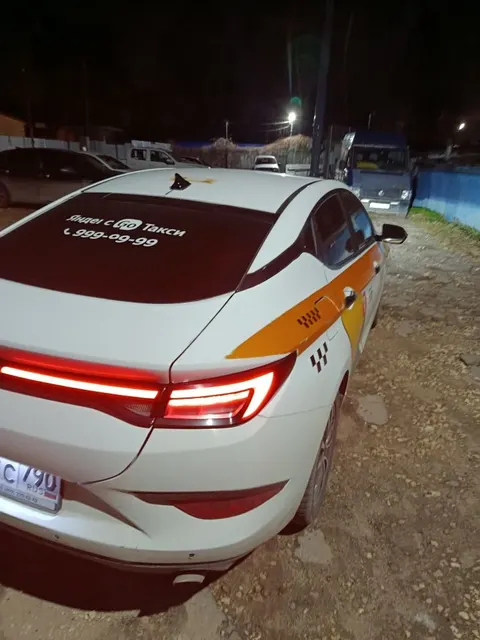 Легковой автомобиль марки: JAC, модель: J7, год выпуска: 2023г., кузов №: LJ12FKT30P4031028, идентификационный номер (VIN): LJ12FKT30P4031028. Имущество находится в залоге ПАО "Совкомбанк"