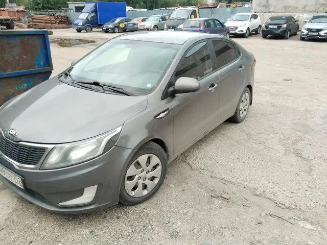 Автомобиль марки KIA модель Rio 2015 г.в. VIN-номер Z94CB41BAFR280367.