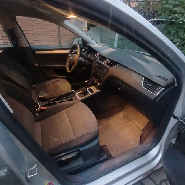 Автомобиль марки SKODA модель OCTAVIA 2013 г.в. VIN-номер XW8AB4NE7EH010094