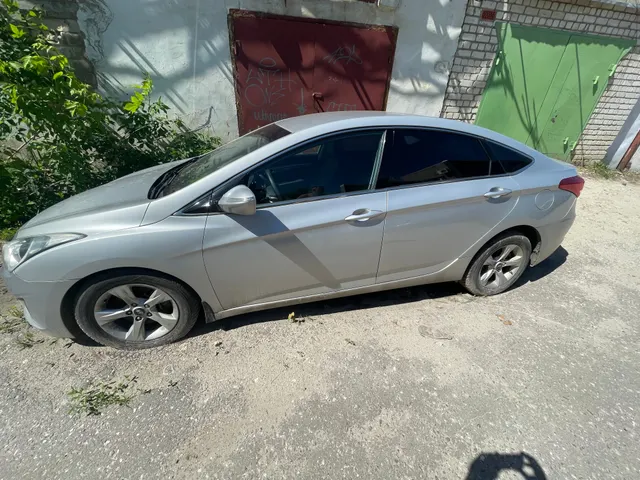 Автомобиль марки HYUNDAI, модель I40, 2013 г.в., VIN-номер XWELB41CBD0000214