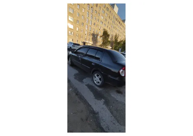 Легковой автомобиль марки: RENAULT, модель: SYMBOL EX 14 93, год выпуска: 2004 г., идентификационный номер (VIN): VF1LB03C532491831