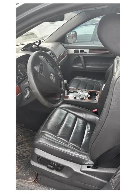 Автомобиль марки VOLKSWAGEN TOUAREG 2005 г.в., VIN WVGZZZ7LZ6D018897