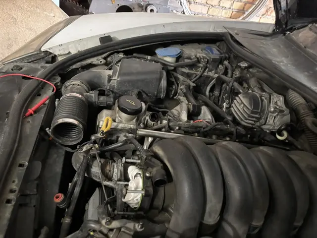 Автомобиль марки PORSCHE модель Cayenne 2005 г.в. VIN № WP1ZZZ9PZ5LA50158.