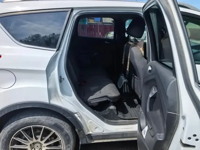 Автомобиль марки FORD модель Kuga 2014 г.в. VIN-номер Z6FAXXESMAEY12648