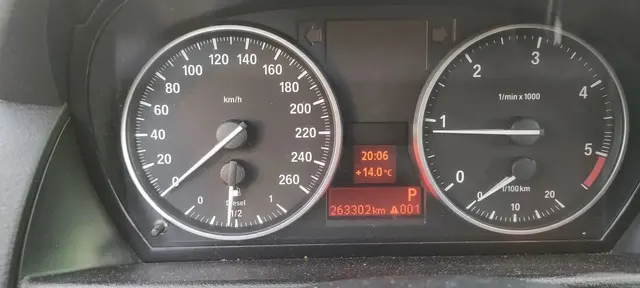 Автомобиль марки BMW модель X1 2012 г.в. VIN-номер X4XVP39490VU98441