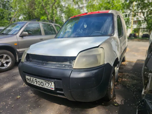 Грузовой фургон марки: CITROEN, модель: Berlingo, год выпуска: 2008 г., идентификационный номер (VIN): VF7GCKFWC8N031133