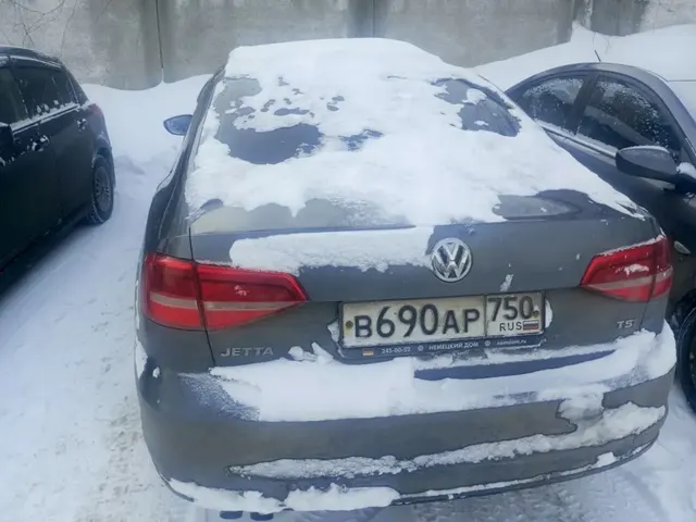 Легковой автомобиль марка: VOLKSWAGEN, модель: Jetta, год выпуска: 2015 г., кузов №: XW8ZZZ16ZFN904487, идентификационный номер (VIN): XW8ZZZ16ZFN904487.