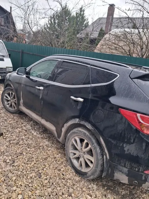 Легковой автомобиль марки: HYUNDAI, модели: SANTA FE, год выпуска: 2013, (VIN): KMHSU81CDDU176158