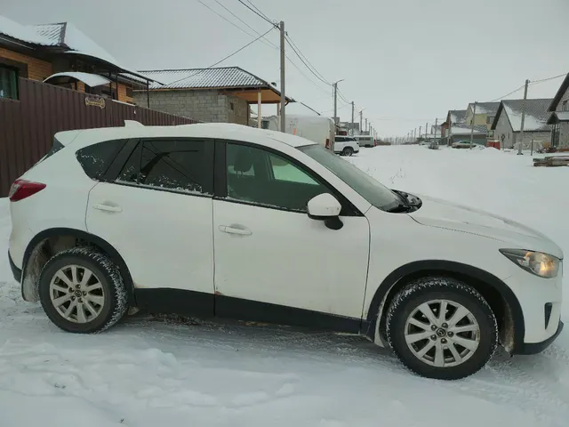 Автомобиль марки MAZDA, модель CX-5 2013 года выпуска, VIN-номер RUMKE8938DV018278 (Залог ПАО Совкомбанк)
