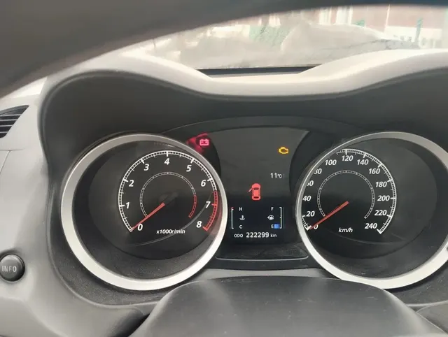 автомобиль марки MITSUBISHI модель Lancer 2011 г.в. VIN- номер JMBSNCY2ABU007750