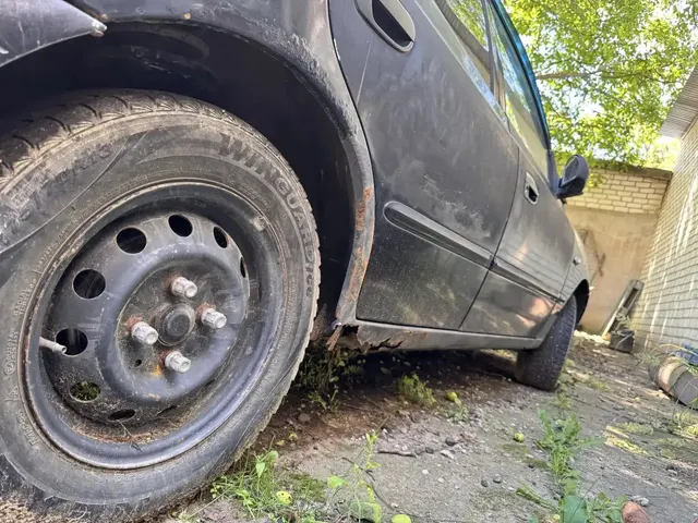 Легковой автомобиль марки: HYUNDAI, модели: Accent, год выпуска: 2005 г., кузов №: X7MCF41GP5M052661, идентификационный номер (VIN): X7MCF41GP5M052661