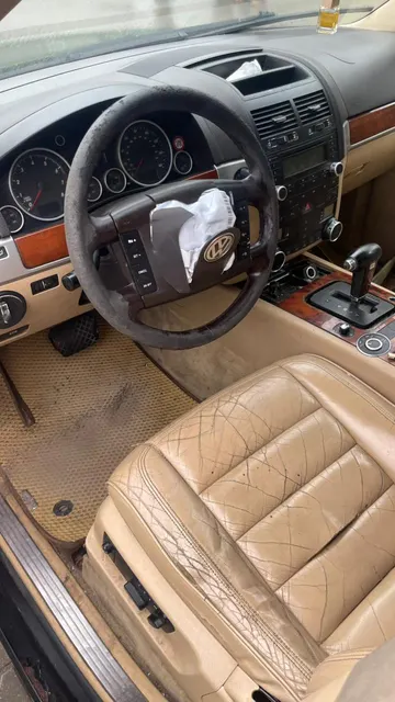 Автомобиль ФОЛЬКСВАГЕН TOUAREG 2005 г.в. VIN-номер WVGZG77L85D072698