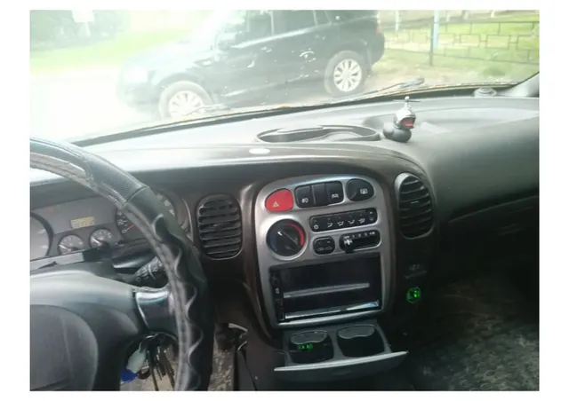 Автомобиль марки HYUNDAI модель Starex 2007 г.в. VIN-номер KMHWP81JP7U802507