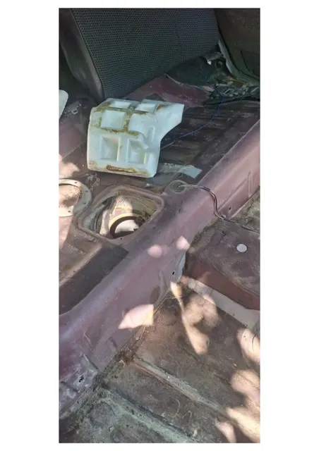 Автомобиль марки ВАЗ модель 21101 2005 г.в. VIN- номер XTA21101050854221.