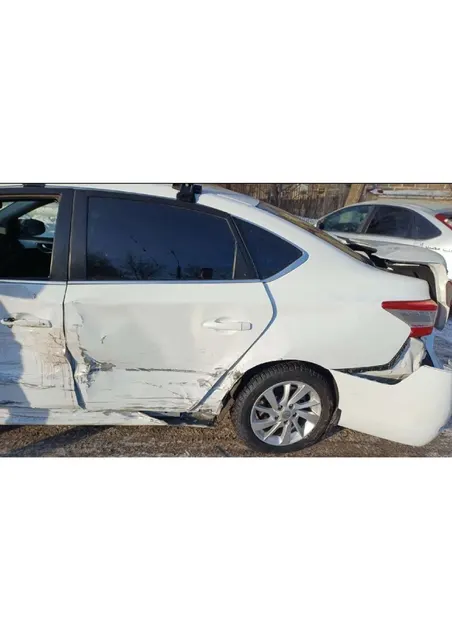 Автомобиль марки NISSAN модель Sentra 2015 г.в. VINномер Z8NBFAB1753093024