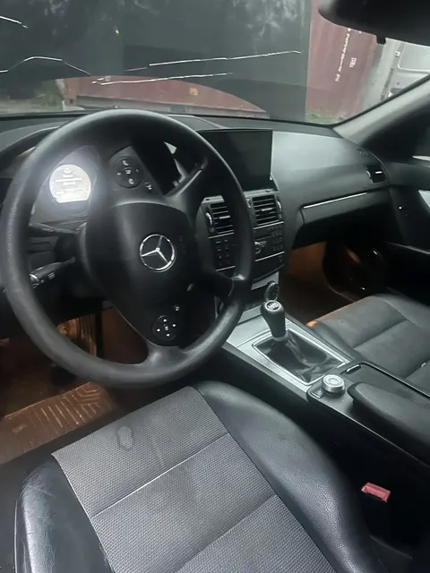 Легковой автомобиль марки: Mercedes-Benz, модель: C200 KOMPRESSOR, год выпуска: 2008 г., идентификационный номер (VIN): WDD2040411F197894