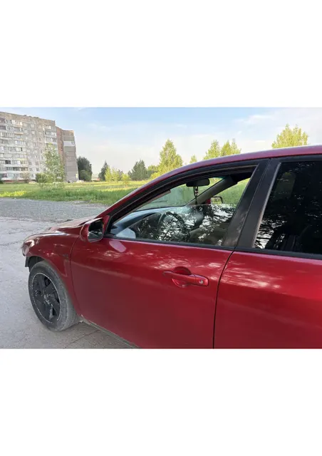 Легковой автомобиль марки: MAZDA, модели: 6, год выпуска: 2005 г., идентификационный номер (VIN): 1YVFP80C355M60613