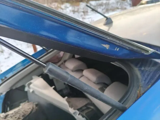 Легковой автомобиль марки: TOYOTA, модель: Prius, год выпуска: 2005 г., кузов №: NHW207031018