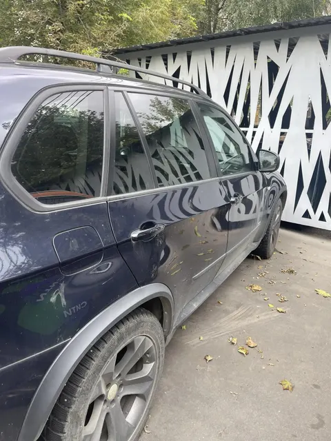 Автомобиль марки BMW модель X5 2008 г.в. VIN-номер WBAFE41030L157471