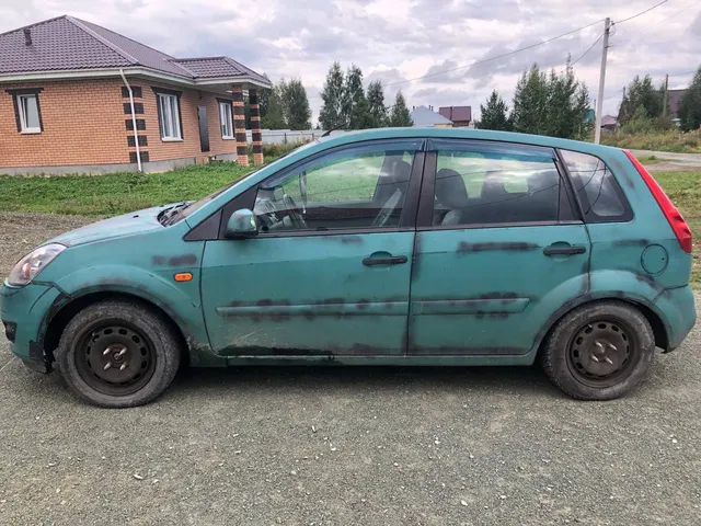 Автомобиль марки FORD модель Fiesta 2006 г.в. VIN-номер WF0HXXGAJH6T88084