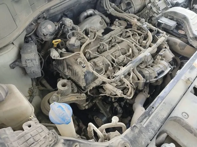 Автомобиль марки HYUNDAI модель SantaFe 2013 г.в. VIN-номер KMHSW81XDDU046664