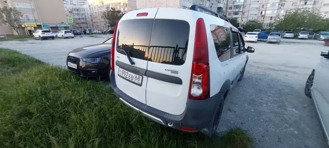автомобиль LADA модель Largus 2018 года выпуска, идентификационный номер (VIN) XTAKS045LJ1092313