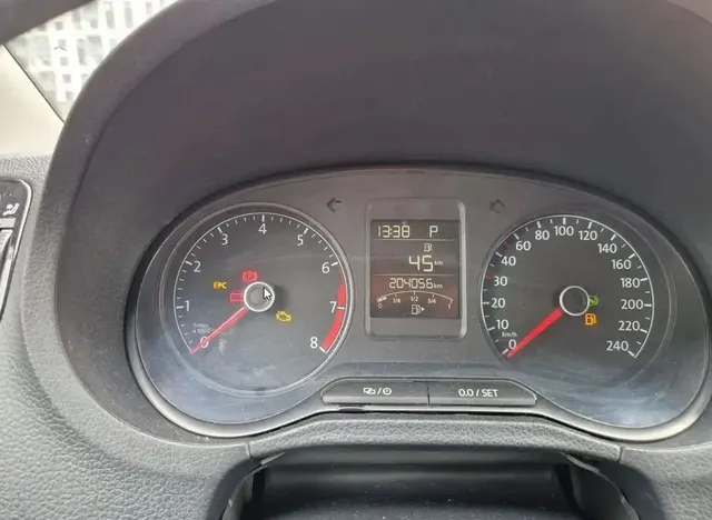 Автомобиль Марка VOLKSWAGEN Модель POLO VIN XW8ZZZ61ZJG038991 Регистрационный номер С959АР250 Тип ТС легковой седан Год выпуска 2018 Цвет белый желтый серый ПТС 40ОТ 669315 СТС 99 82 198748