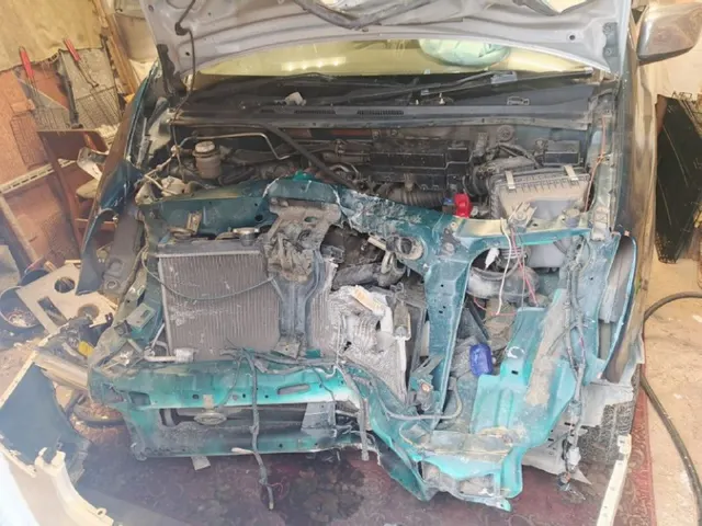 Легковой автомобиль марки: MITSUBISHI, модель: DION, год выпуска: 2000 г., кузов № CR6W0003948