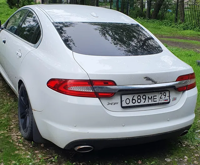 Автомобиль марки JAGUAR модель XF, 2011 г.в., VIN: SAJAA0759CNS25870