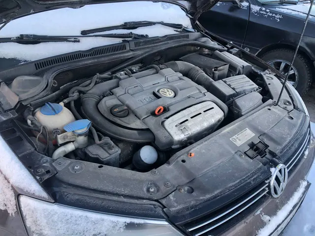 Автомобиль марки VOLKSWAGEN, модель Jetta, 2011 г.в., VIN-номер WVWZZZ16ZBM111850