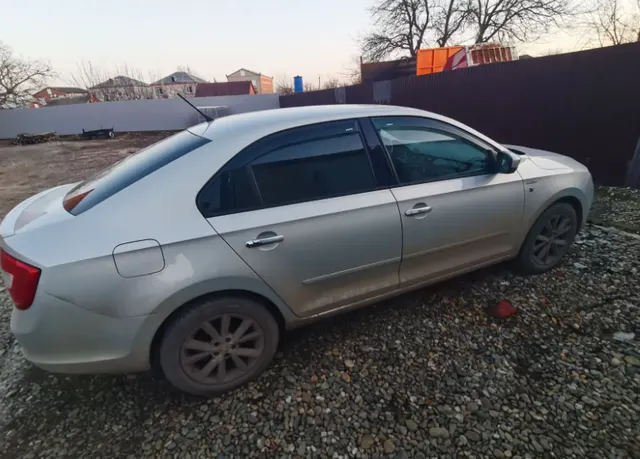 Автомобиль SKODA модель Rapid 2015 г.в. VIN-номер XW8AT2NH2FK127016, гос. номер Н258КТ193, мощность 122 л.с.